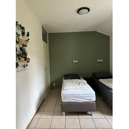 Σπίτι διακοπών Spacious Ground-floor In *