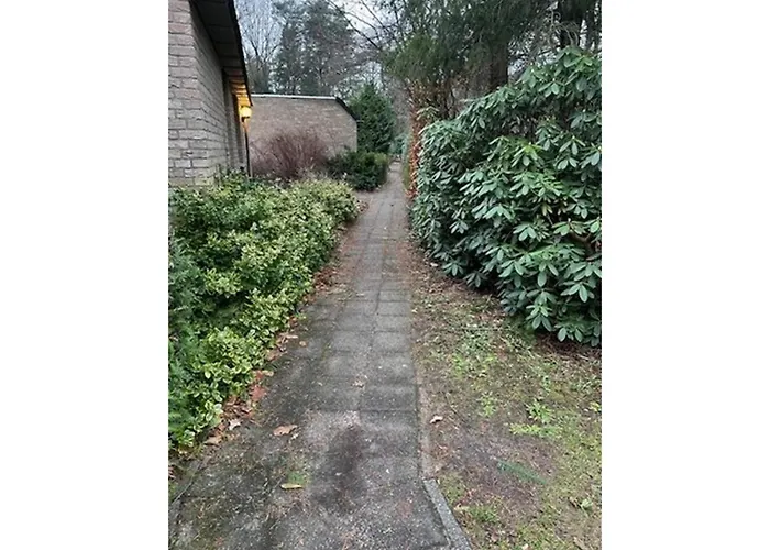 Ferienhaus Spacious Ground-floor In